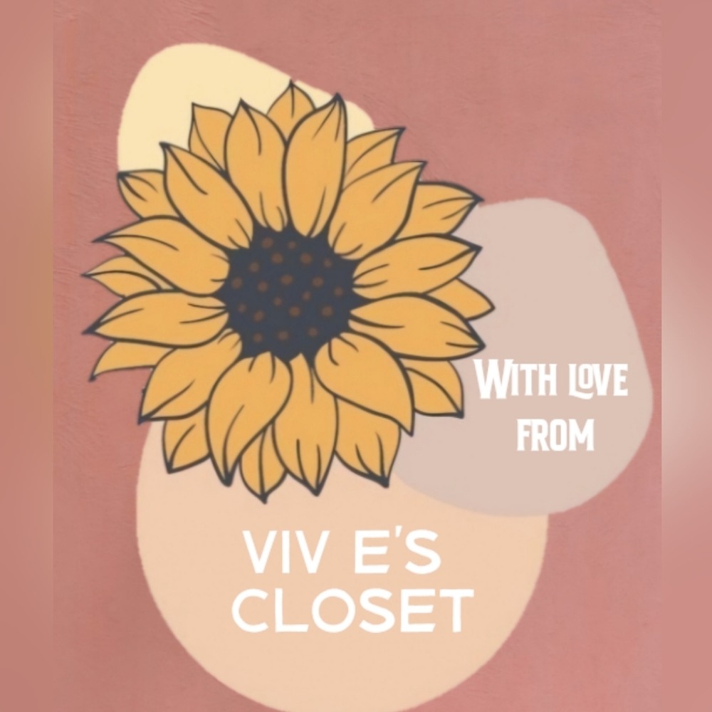 Meet your Posher, Viv E.